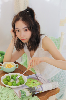 女家教在线播放